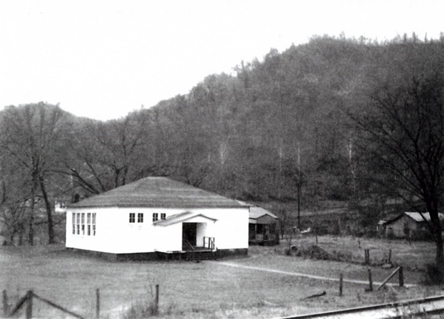 Emmons school.jpg