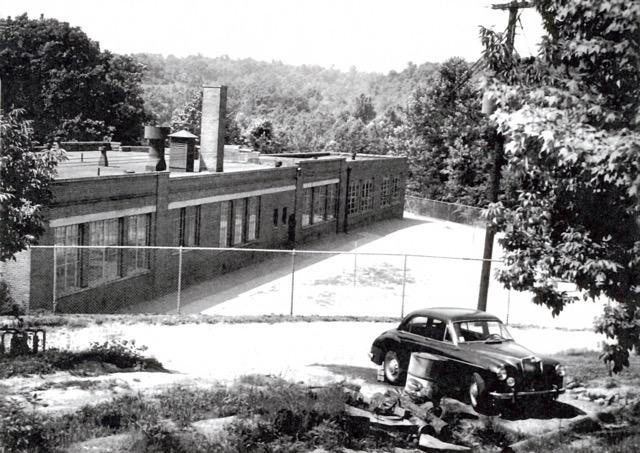 Oakwood elementary 1.jpg